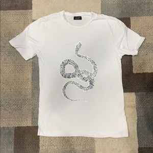 Men’s Zara Tshirt size M (can fit Small or Medium)